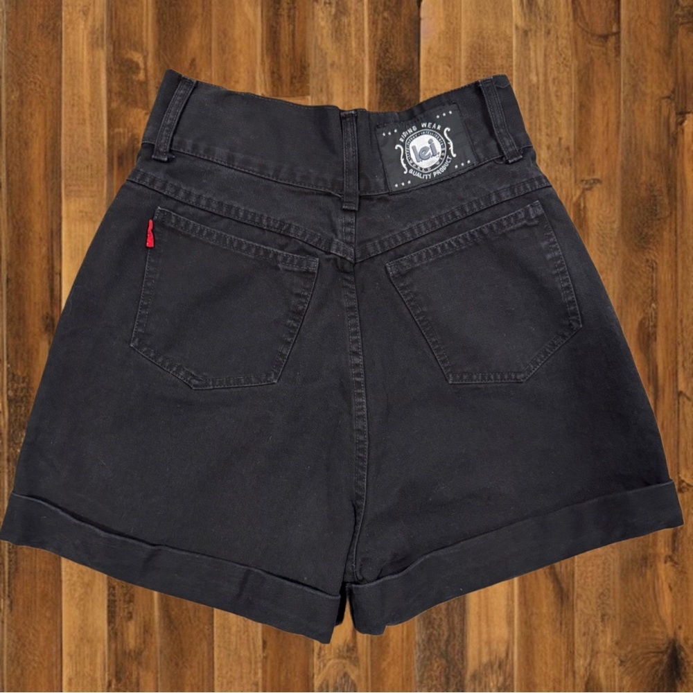 LEI Women's High Waist Black Shorts